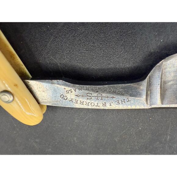 JR Torrey US Extra Hollow Ground Straight Razor, Etch Face/Dec Handle - Picture 3 of 10